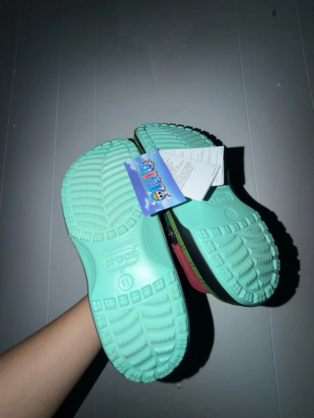 Men Brand new One Piece x Crocs Size: 11 - Picture 4 of 8
